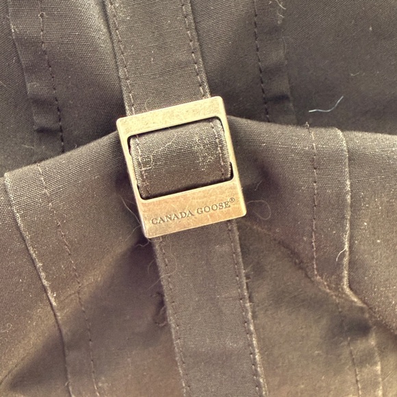 Canada Goose Black Puffer Jacket with Fur Hood PETITE SMALL - Picture 14 of 14